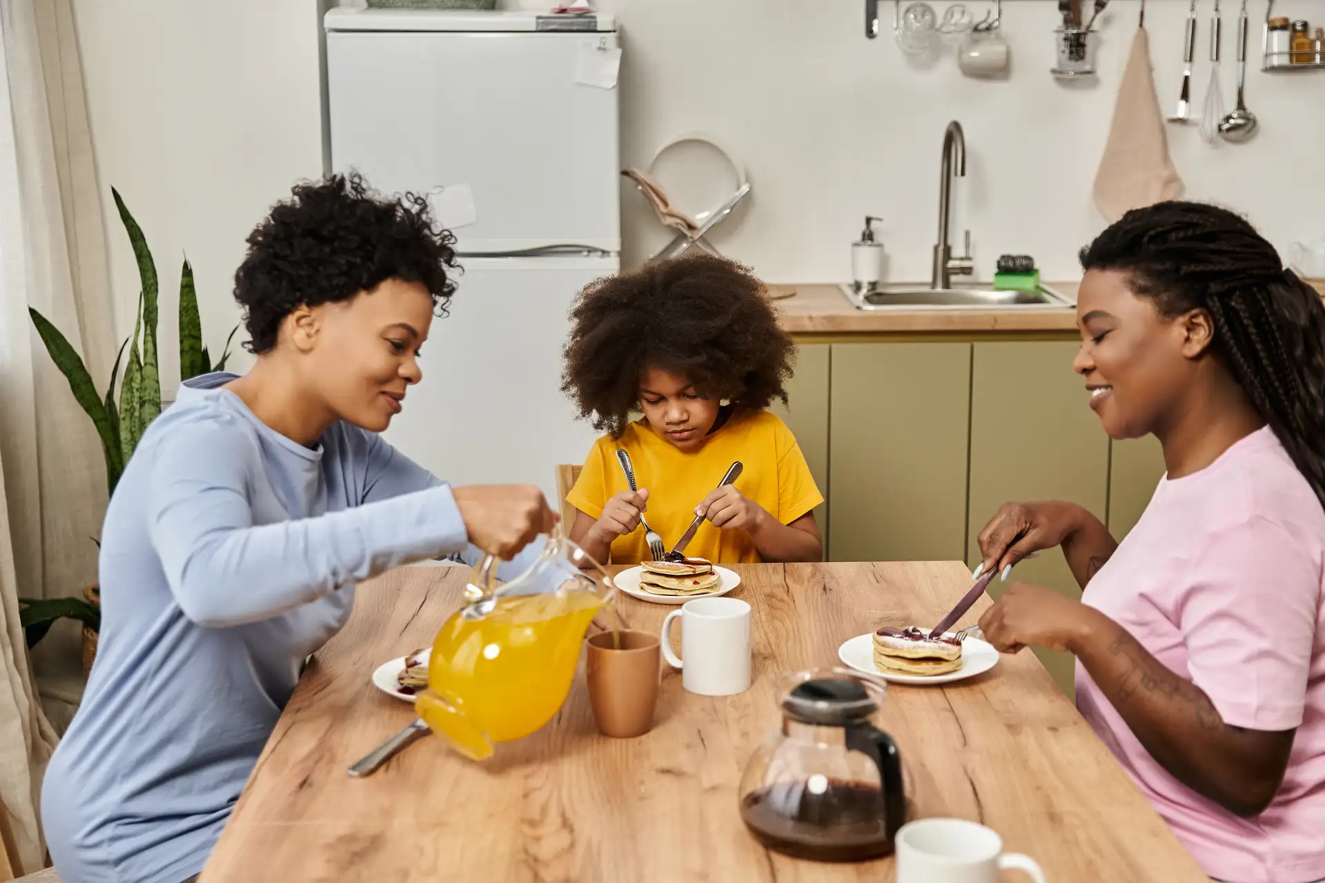 Maintaining a Strong Relationship During the Holidays | Balance and Thrive