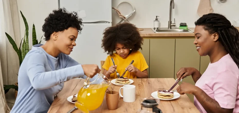 Maintaining a Strong Relationship During the Holidays | Balance and Thrive